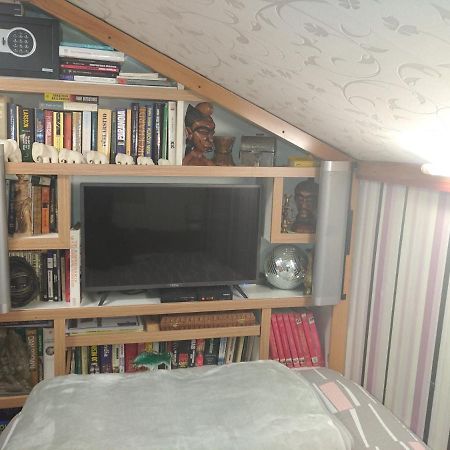 Apartment " Studio Green " Free Parking, Self Check-In Zagreb Dış mekan fotoğraf