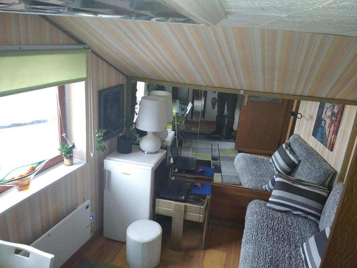 Apartment " Studio Green " Free Parking, Self Check-In Zagreb Dış mekan fotoğraf
