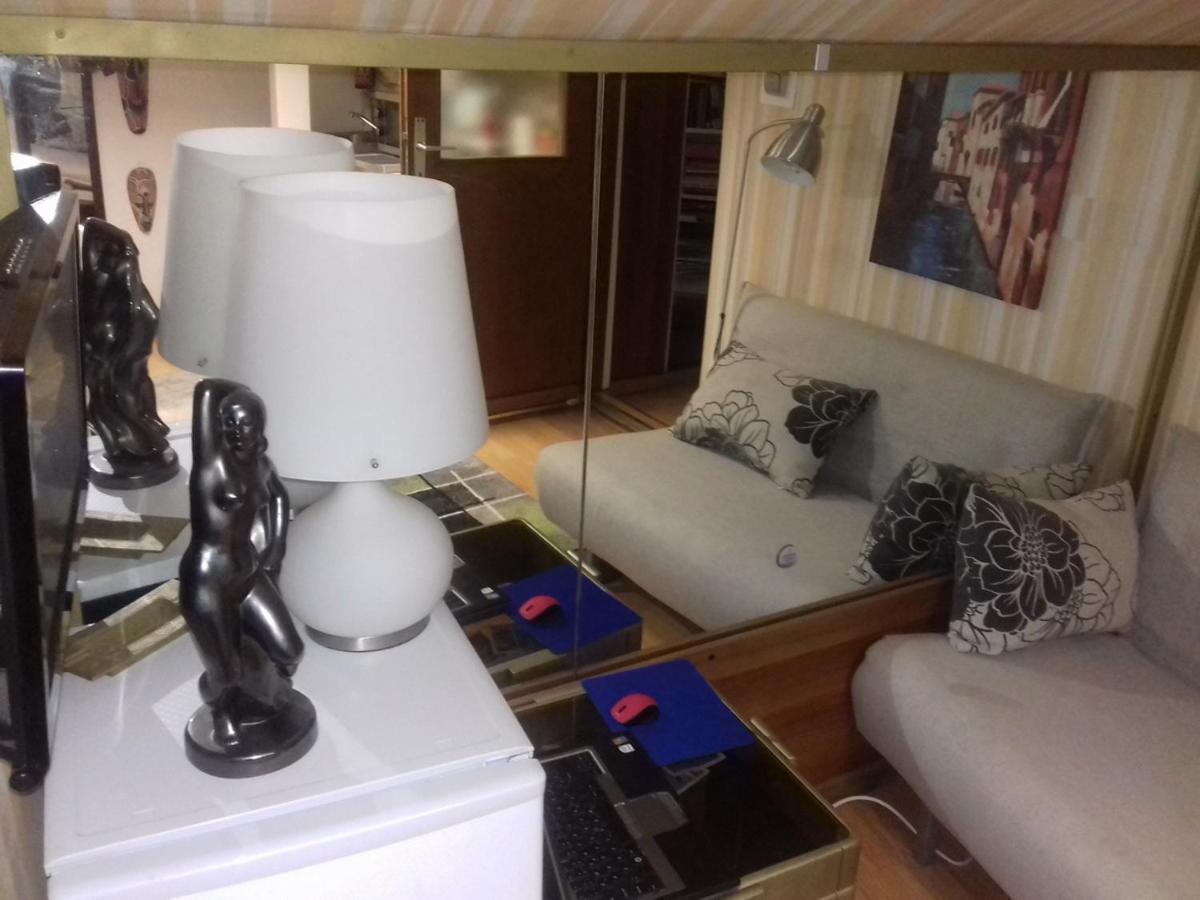 Apartment " Studio Green " Free Parking, Self Check-In Zagreb Dış mekan fotoğraf