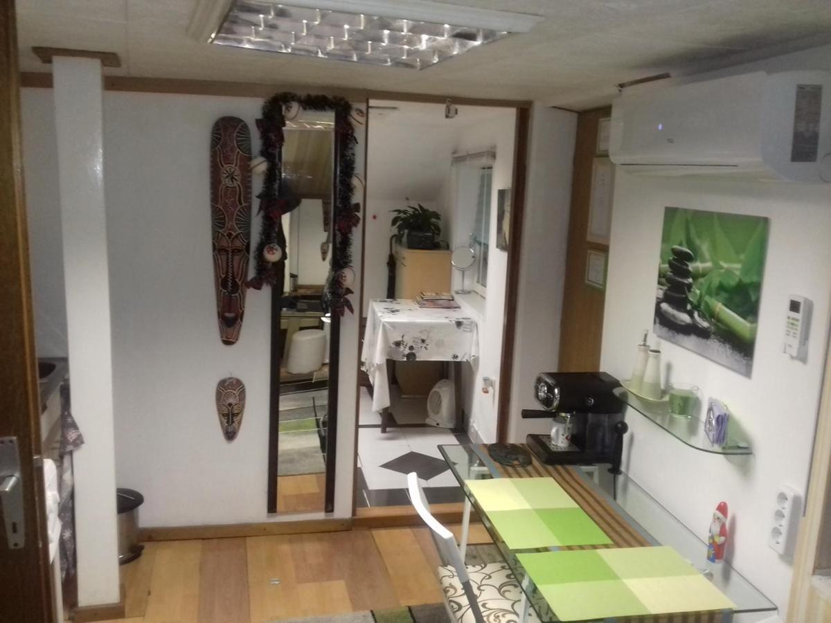 Apartment " Studio Green " Free Parking, Self Check-In Zagreb Dış mekan fotoğraf